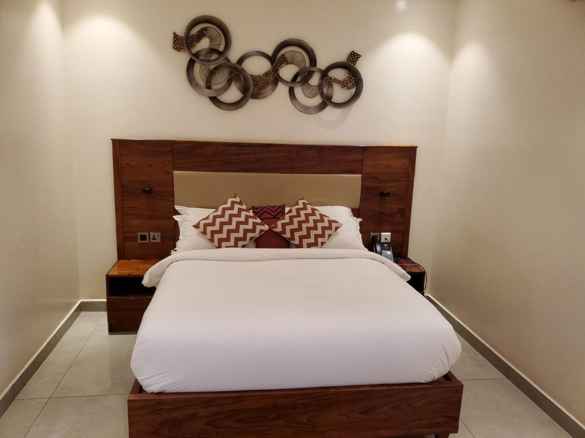 Millennium Terrace Hotel Καμπάλα Εξωτερικό φωτογραφία