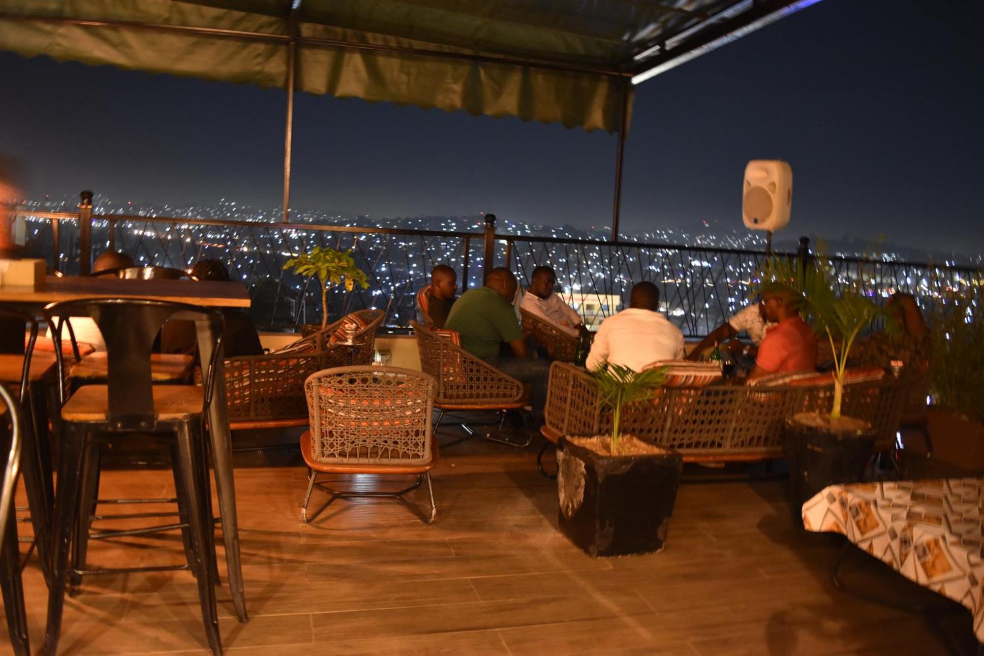 Millennium Terrace Hotel Καμπάλα Εξωτερικό φωτογραφία