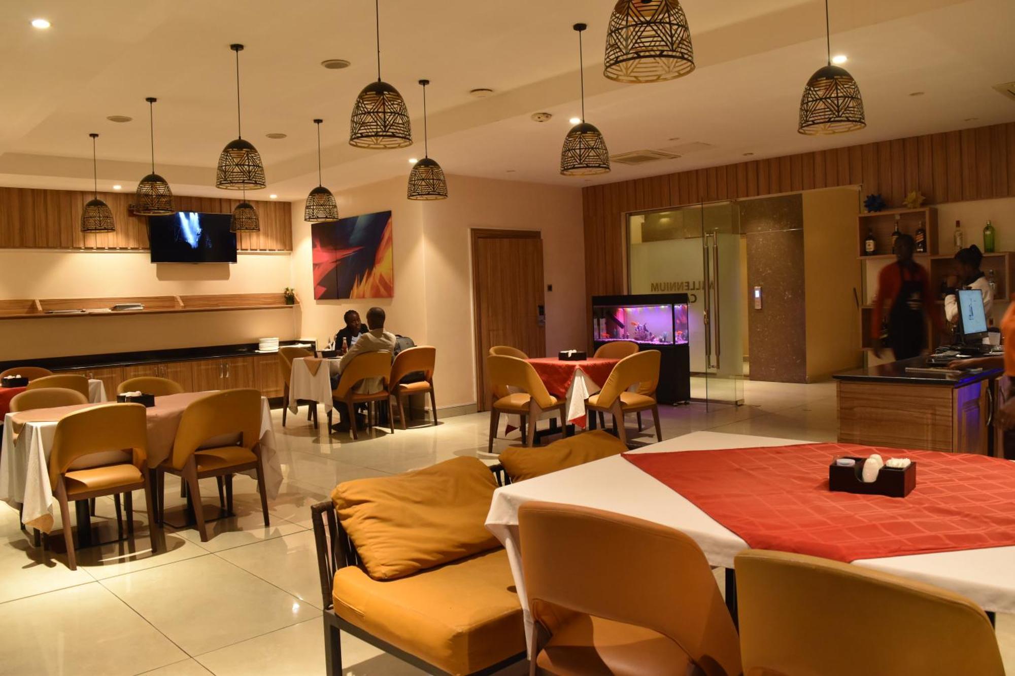 Millennium Terrace Hotel Καμπάλα Εξωτερικό φωτογραφία